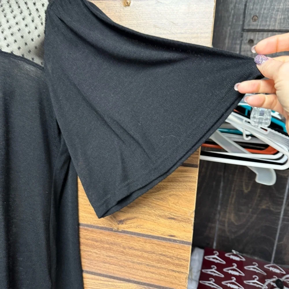 Cato size small Black Women's Top bell sleeves and baby doll style - Picture 7 of 10